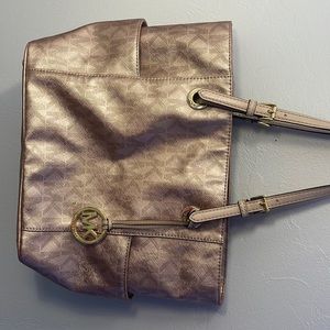 Large Micheal Kors Purse